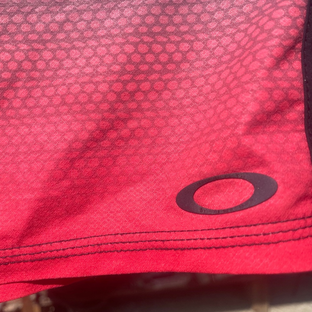 Oakley men’s shorts size 34